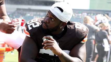 Browns Sign 5-Year Veteran After Maliek Collins Injury