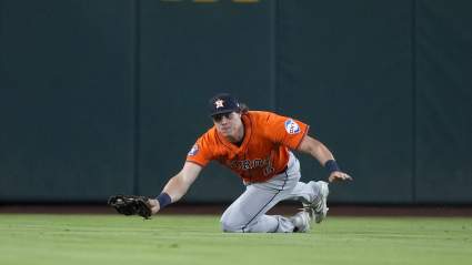 Diamondbacks Linked to Astros Center Fielder: Report