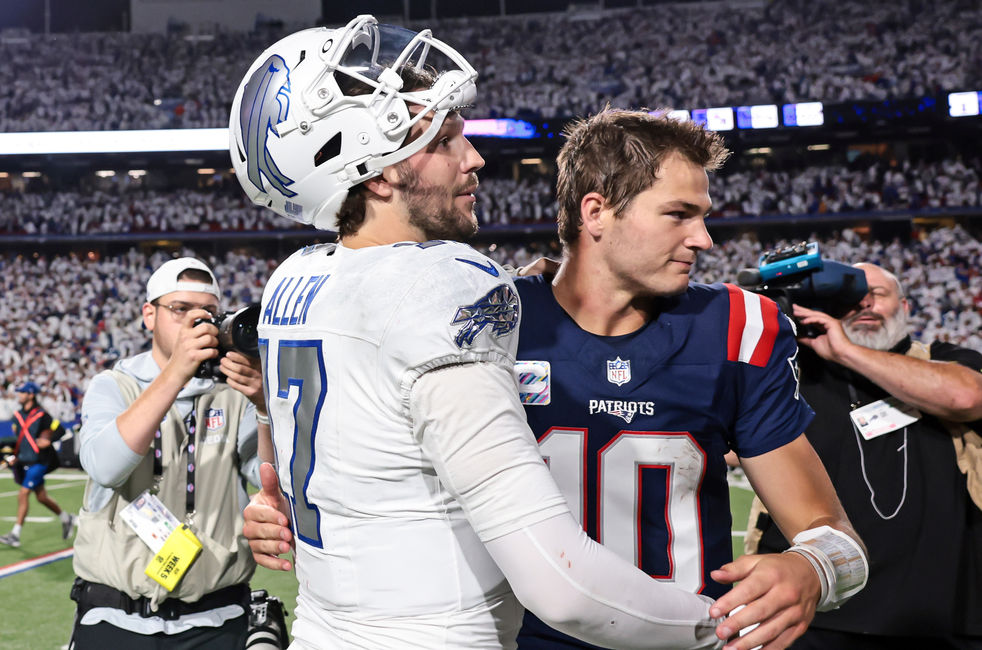 Ex-QB Urges Patriots to Tear the Bills’ Hearts Out in a Possible AFC Championship