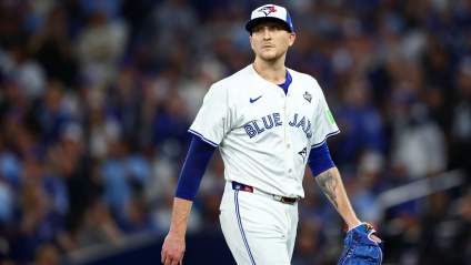 Blue Jays Sign Exciting New 6-Foot-6 Free Agent Ace Amidst Trade Rumblings