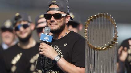 World Series Hero Comes Back to Dodgers