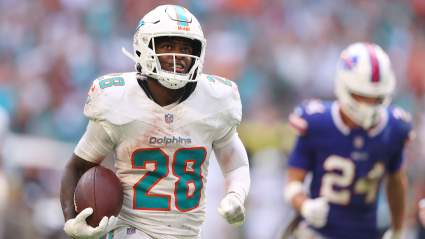 De’Von Achane Names His Top 5 RBs