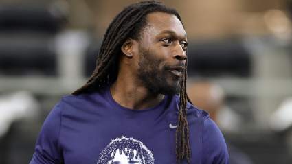 Cowboys’ Dak Prescott Makes Plea to Free-Agent Defensive Star