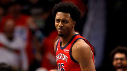 Spurs Trade Proposal Lands Defensive-Minded Wing