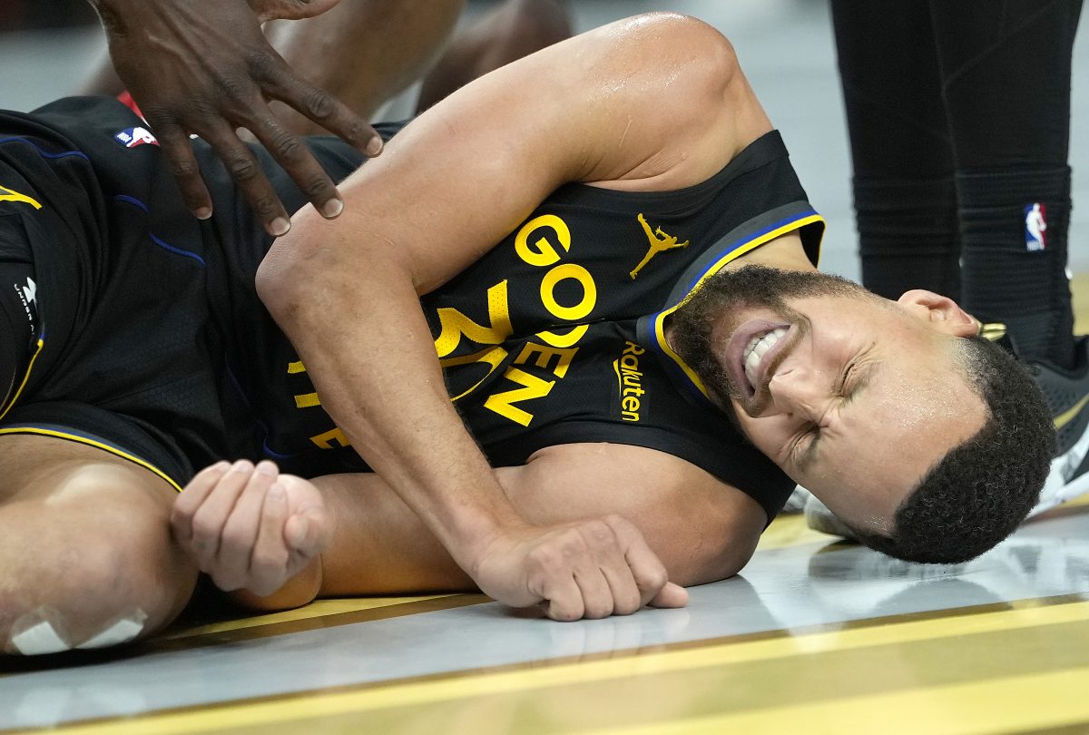 Warriors Get Concerning Stephen Curry Injury Update Heavy Sports