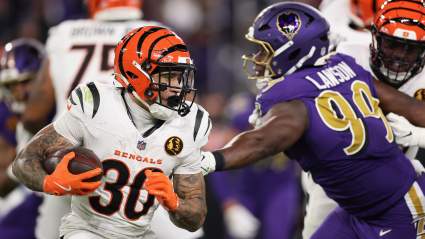 Ravens Sign Pro Bowl G After Carl Lawson Move