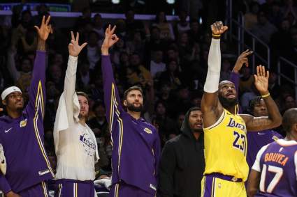 Lakers Hit With Positive Injury News After Tough Loss to Suns