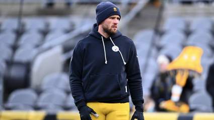 Steelers Get Troubling Update on T.J. Watt for Final Stretch of Season