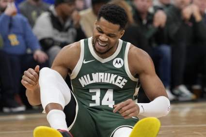 Giannis Antetokounmpo Accused of Faking Injury, Qutting on Bucks