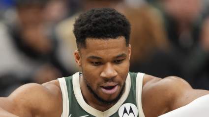 Teams Reportedly Lining Up Offers to Bucks for Giannis Antetokounmpo