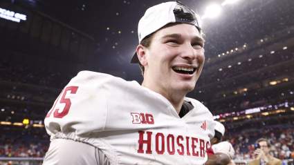 Jets Urged to Make Blockbuster QB Trade After Gutsy Performance