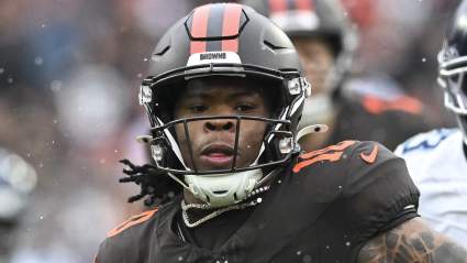 Browns RB Quinshon Judkins Claps Back at Fan Amid Struggles