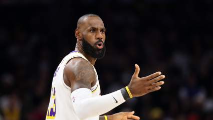 Lakers Eyeing 3-And-D Wing, Latest Trade Rumors After Suns Win