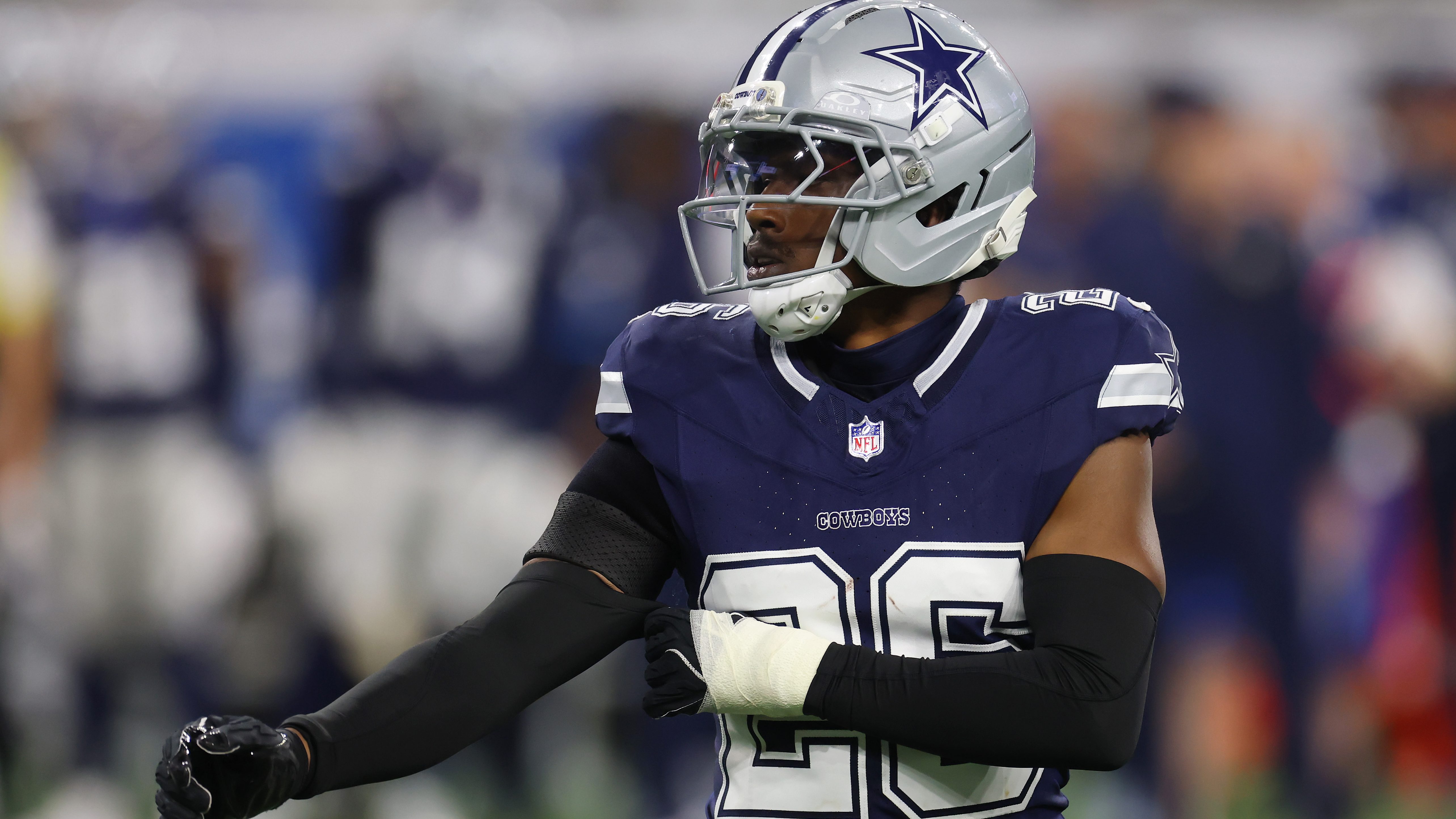 Cowboys Star Gets Devastating Injury News Before Week 16 - Heavy Sports