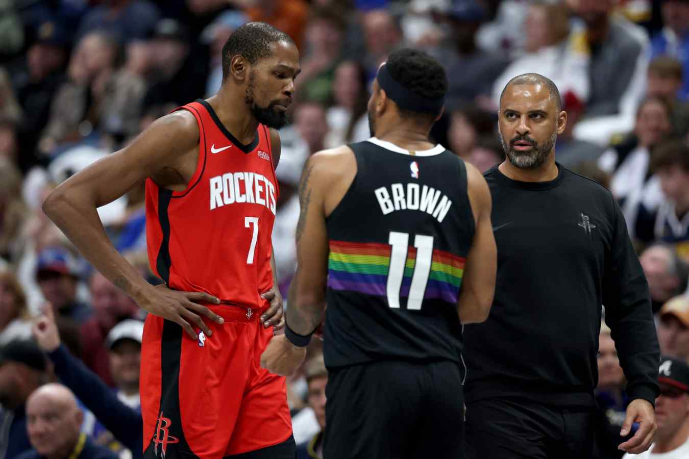 Kevin Durant Gets Into Heated Exchange