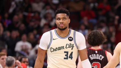 Warriors Get Brutal Update Amid Pursuit of Giannis Antetokounmpo Trade