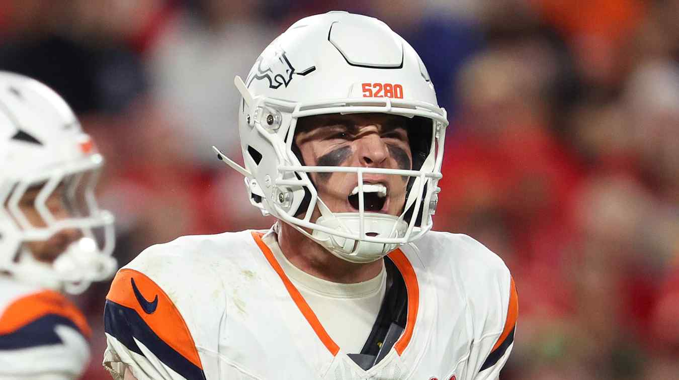 Denver Broncos Clinch First AFC West Division Title Since 2015