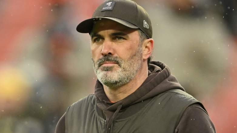 CLEVELAND, OHIO - DECEMBER 28: Head coach Kevin Stefanski of the Cleveland Browns looks on prior to the game against the Pittsburgh Steelers at Huntington Bank Field on December 28, 2025 in Cleveland, Ohio. (Photo by Jason Miller/Getty Images)