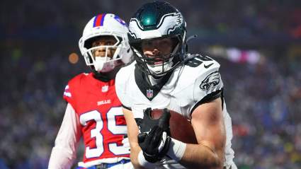 Eagles TE Dallas Goedert Owns Crazy Piece of Franchise History