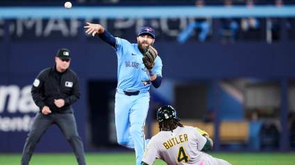 Blue Jays Lose ‘Intriguing’ Infielder to AL West Team in Free Agency