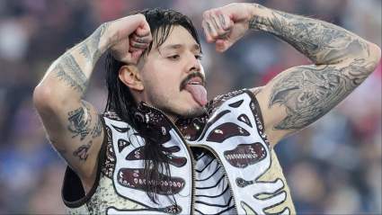 Report Reveals Dominik Mysterio’s Possible Return Date From Shoulder Injury