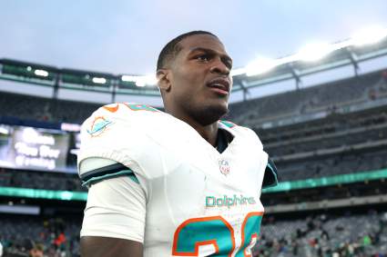 Achane Expected to Play Monday Night against Steelers