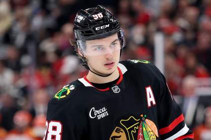 Blackhawks Star Could Need Surgery, Expert Medical Opinion