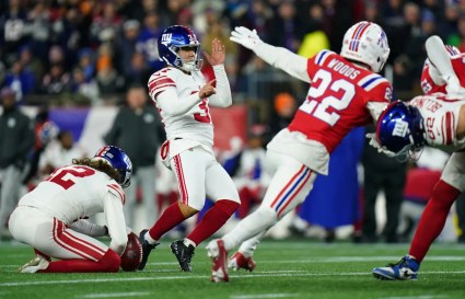 NFL Legends, Giants Greats React to Koo’s Botched Field Goal