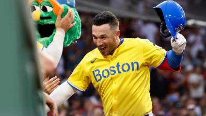 Red Sox Offer Alex Bregman $32 Million Per Year Over 5 Seasons, Insider Reports