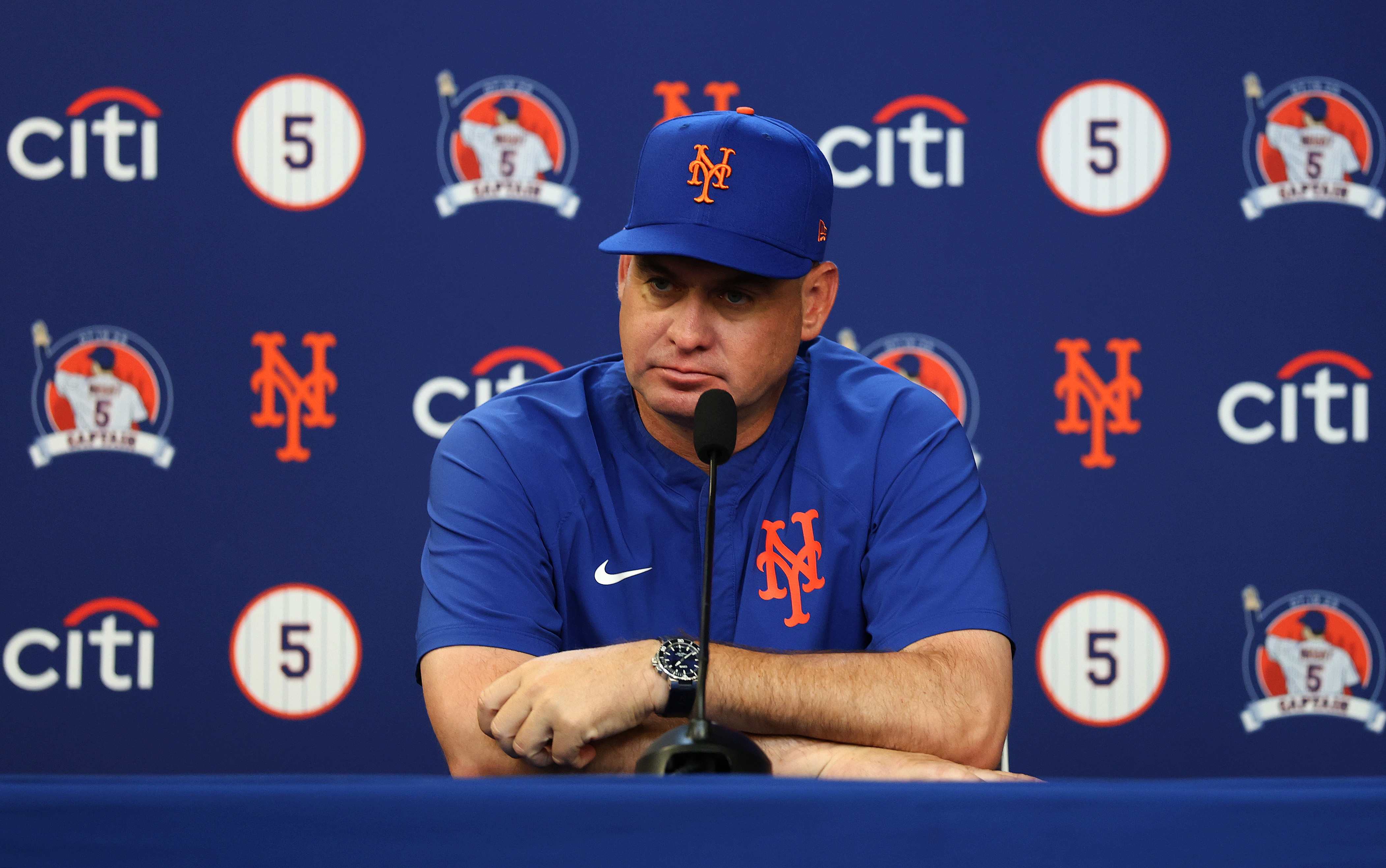 New York Mets manager Carlos Mendoza