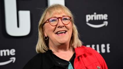 Donna Kelce Managed to Subtly Shout Out Travis, Jason, and Taylor Swift on ‘The Traitors’