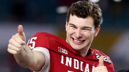 Raiders Projected QB Fernando Mendoza Shares News Update in a Unique Way