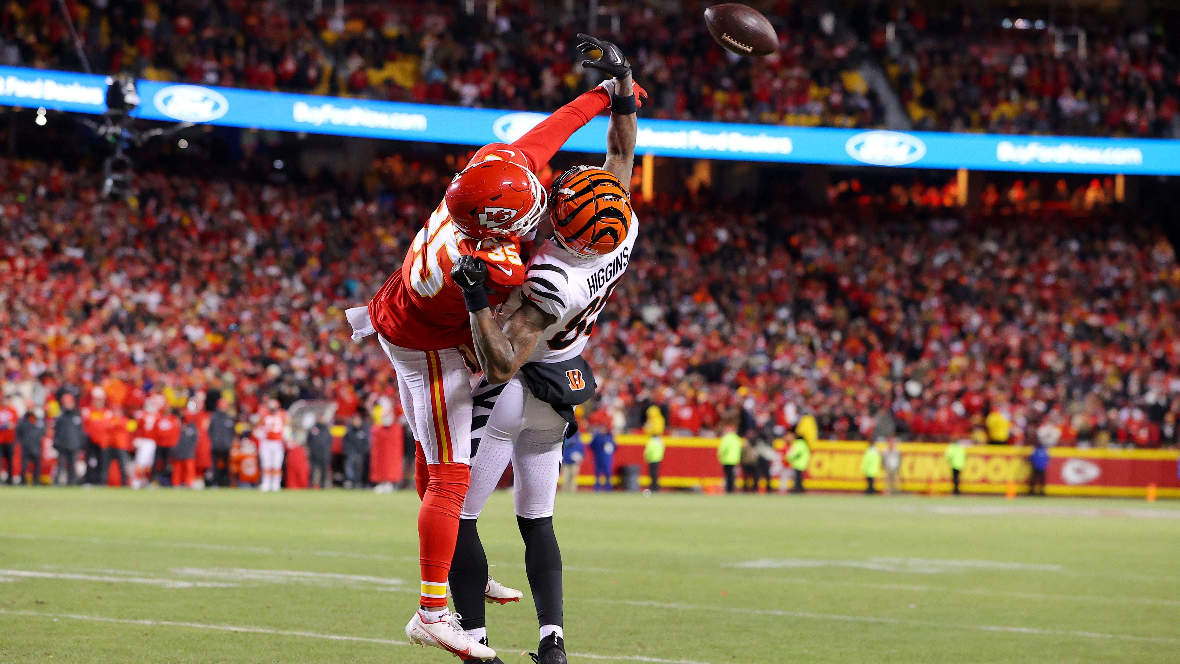 Analysts predict the Bengals will sign a Super Bowl champion, boosting depth.