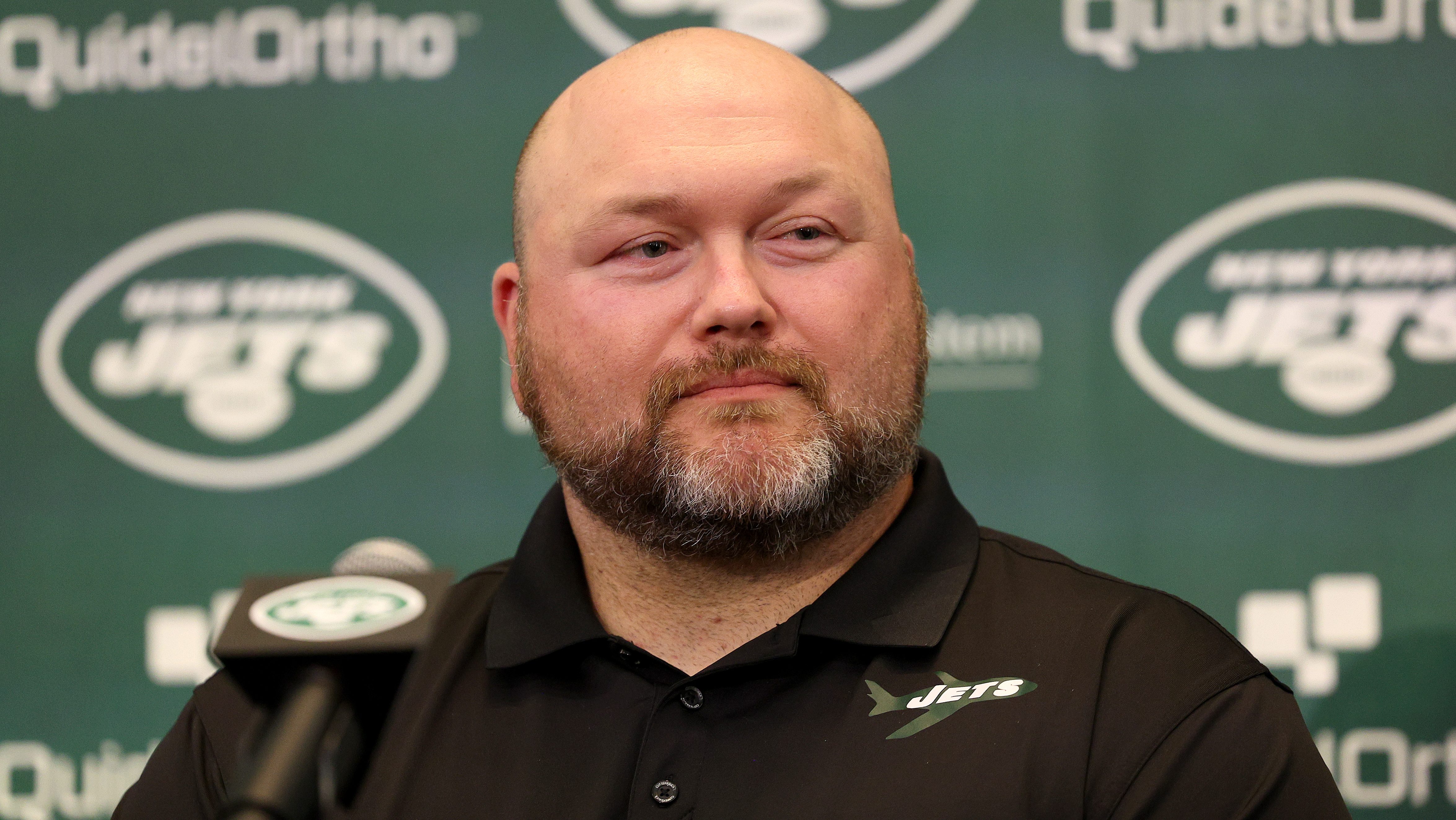 Polarizing Ex-Jets GM Joe Douglas lands NFC GM interview 🗞️🏈