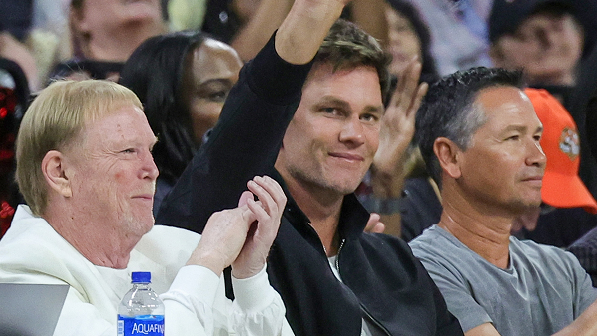 Raiders face competition for the ‘perfect’ HC candidate, per Schefter 🏈