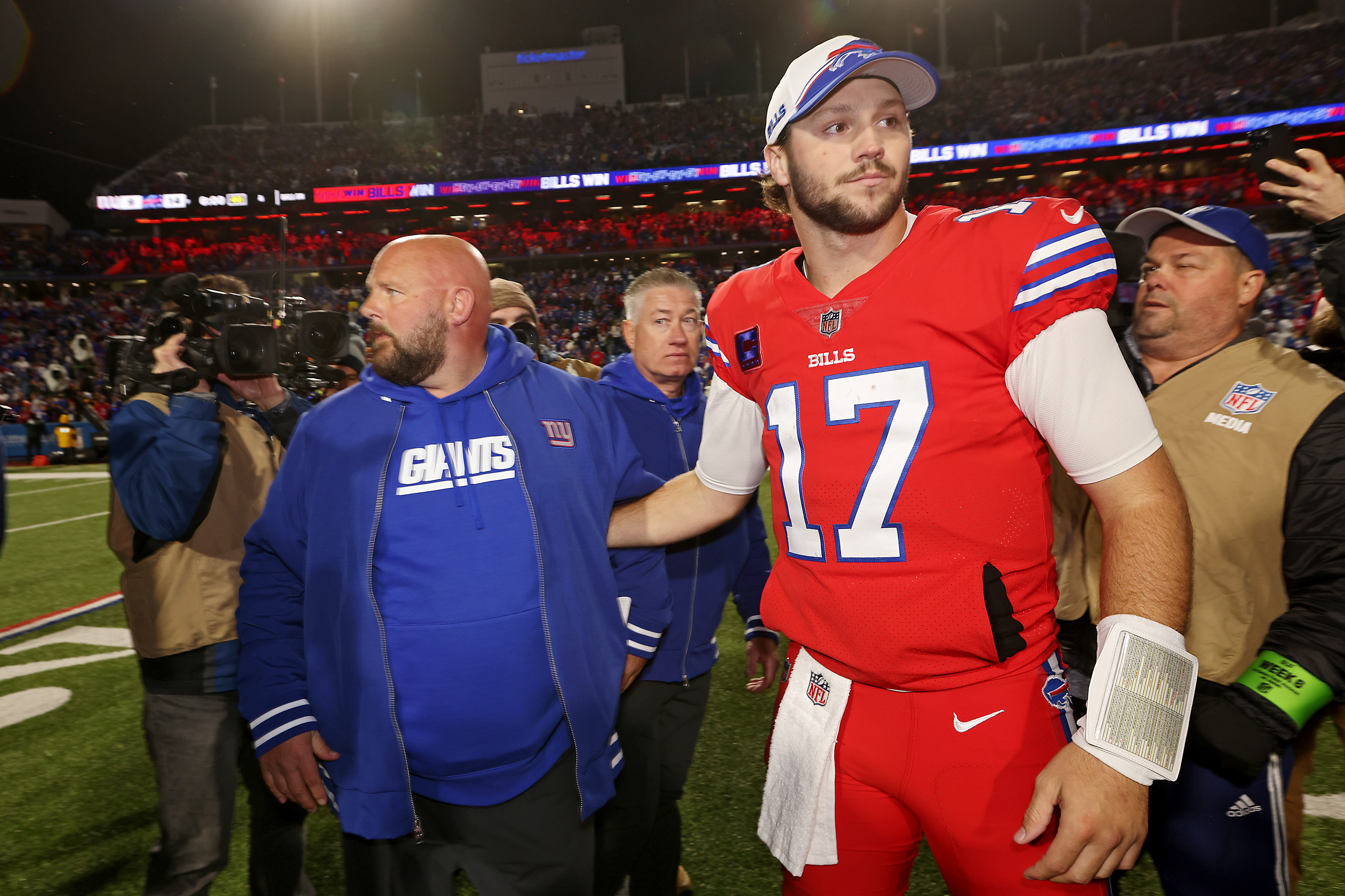 Former Bills coordinator gets update on interview to replace Sean McDermott 🗞️