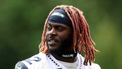Bears Linked to Veteran Pass Rusher Before Divisional Game vs. Rams