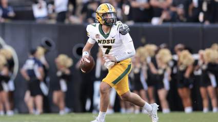 Dolphins Sign ‘Standout’ Quarterback Before Patriots Game