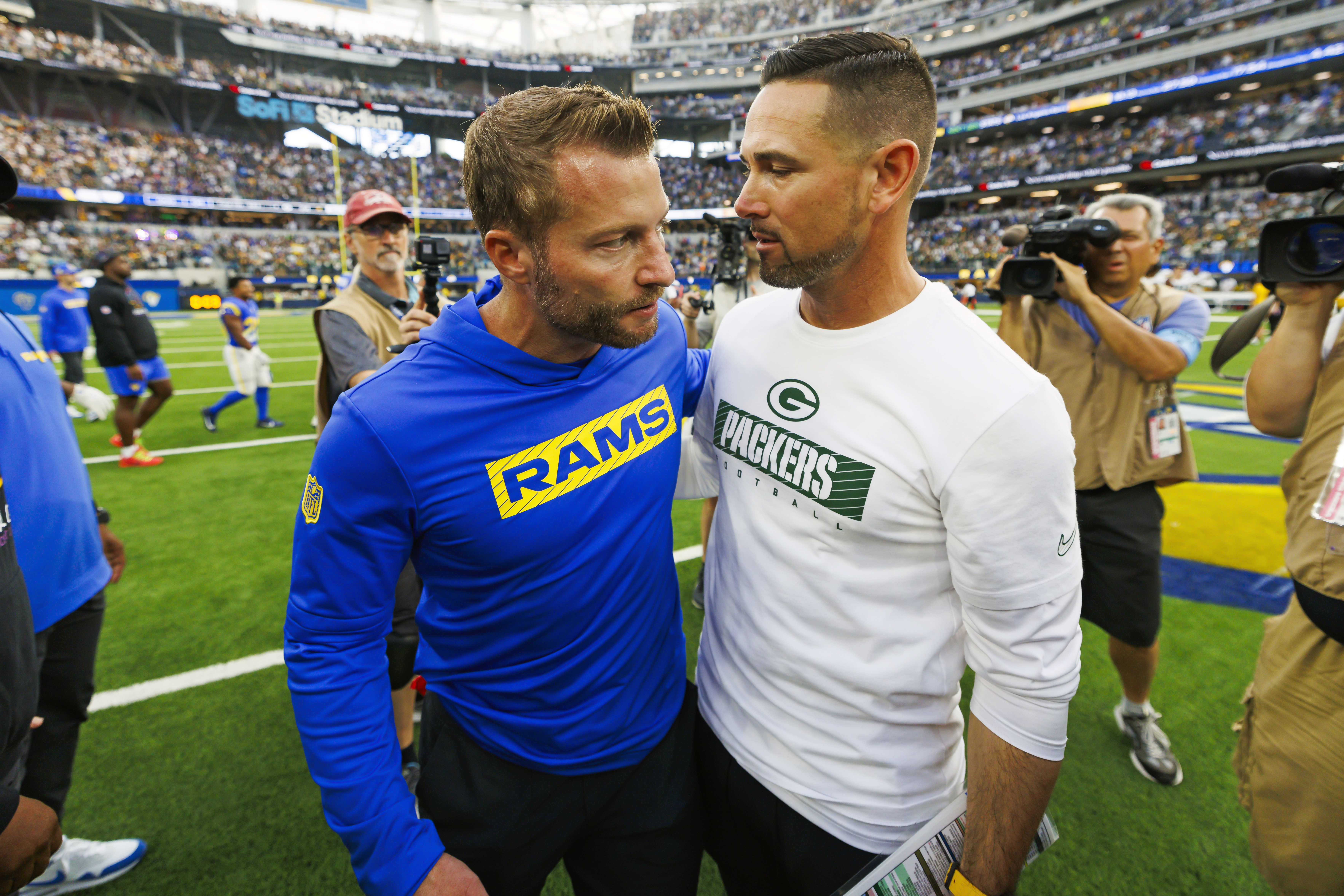 Rams’ Sean McVay Ignites Drama Between Matt LaFleur and Ben Johnson Ahead of Bears Matchup.