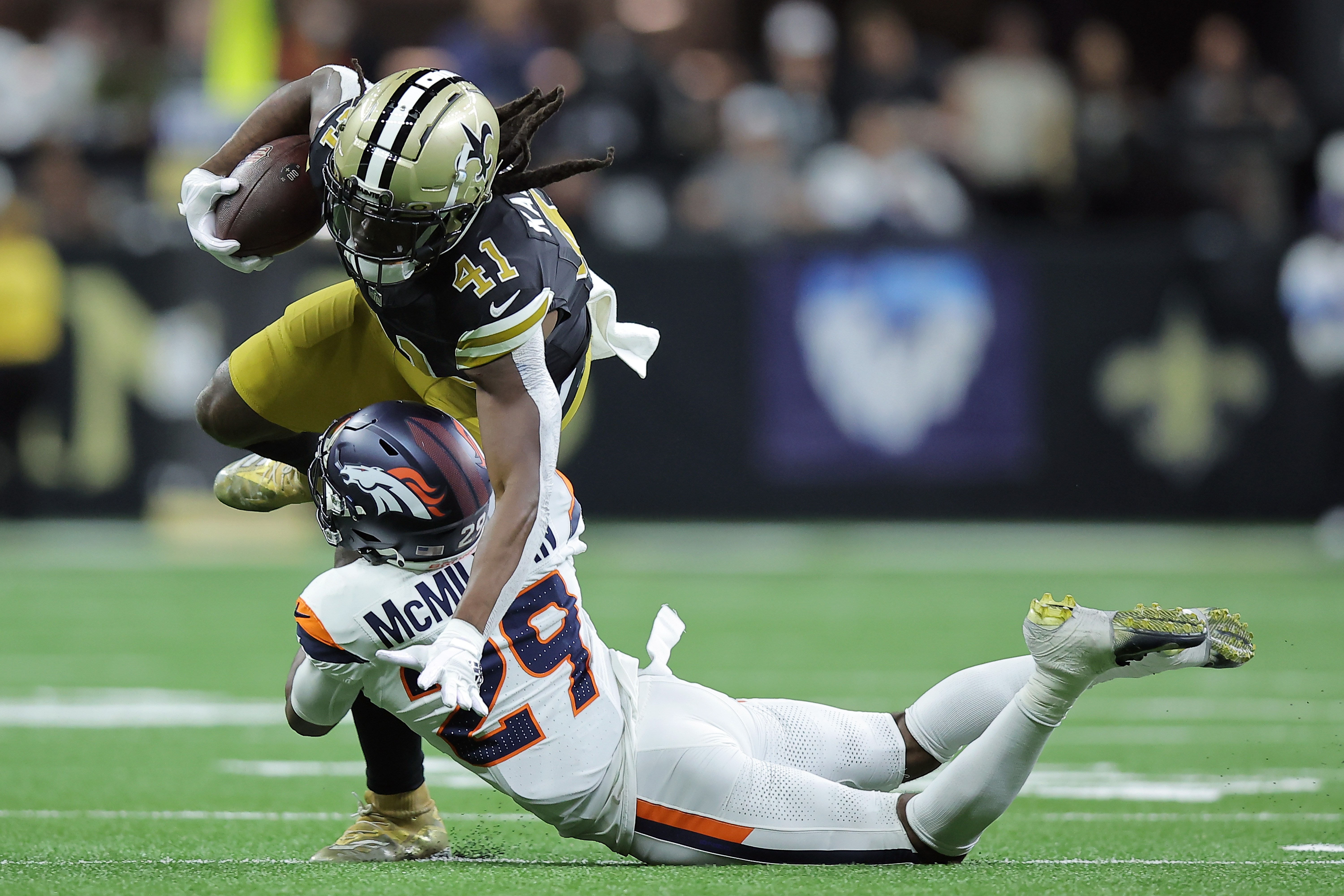 Broncos may swap injury-prone RB in M NFL All-Pro trade 🏈