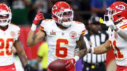 Former Chiefs S Bryan Cook Agrees to Contract With Bitter AFC Rival