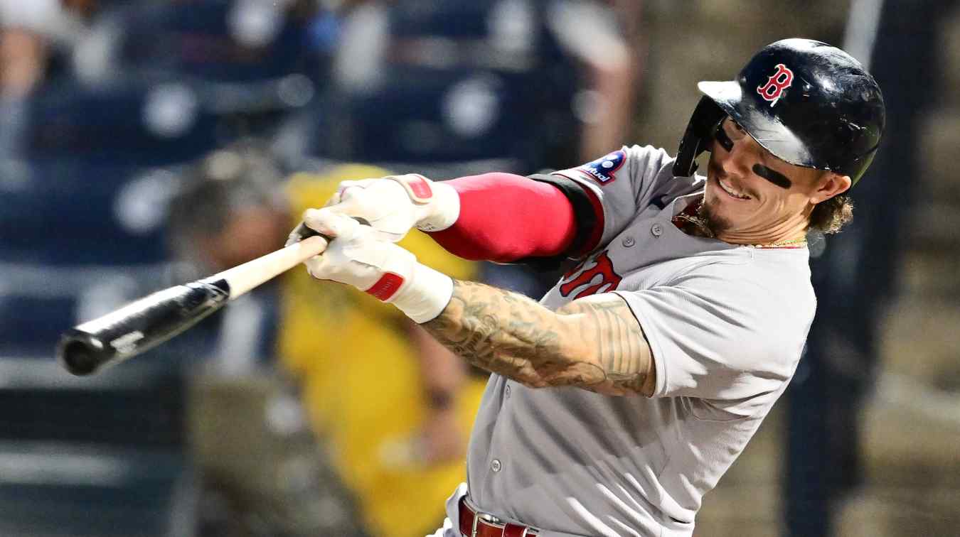 Blue Jays Sign New 96-MPH Ace Amid Surging Trade Rumblings