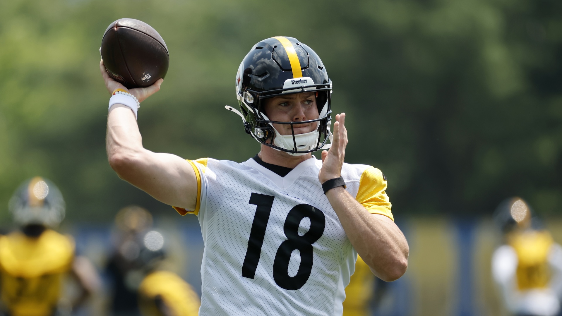 NFL insider stirs debate on Will Howard’s potential with McCarthy 🏈