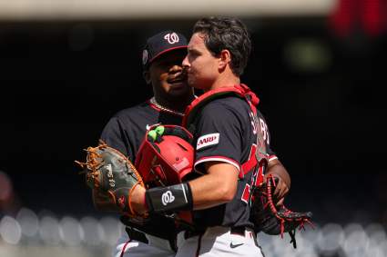 Blue Jays Sign 6-3 Catcher With Unclear Role to Minor League Deal