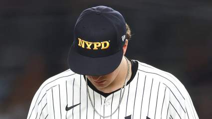 Proposed Blockbuster MLB Trade Has Yankees Land $25 Million Star for Playoff Surprise