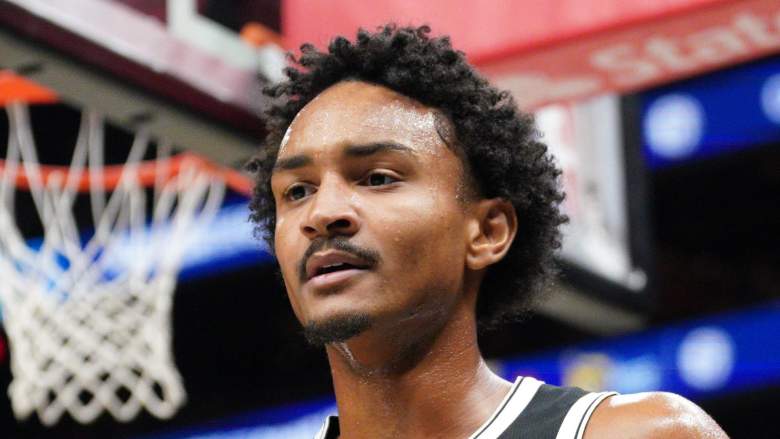 Image for Lakers Sign Guard to Help Suddenly Struggling Offense