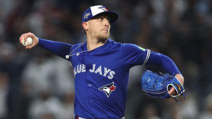 Blue Jays Urged to Acquire World Series Reliever to Compete With Jeff Hoffman