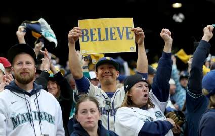 Mariners Send Strong Message to Seahawks After NFC West Title
