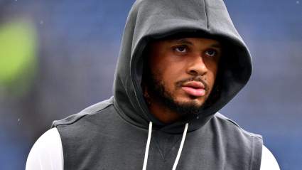 Texans Player Robbed in ‘Terrifying Incident’ Before Divisional Playoffs: Report