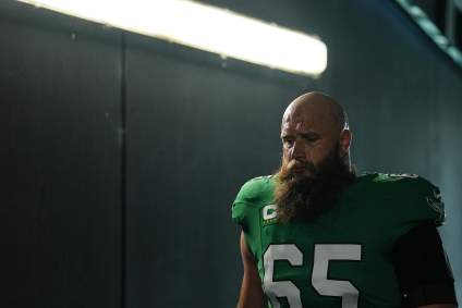 Eagles Send Message on Lane Johnson’s Future After Injury-Plagued Season
